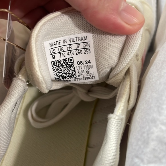 NWT Adidas Bravada 2.0 Platform Skateboard Sneaker Size W9 - Picture 8 of 9